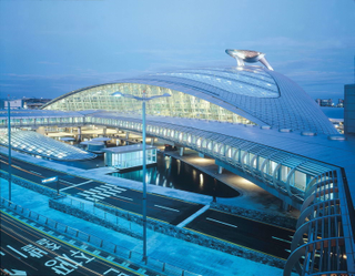 Illustration for article titled 6 aeropuertos que lucharán por ser los más transitados del mundo